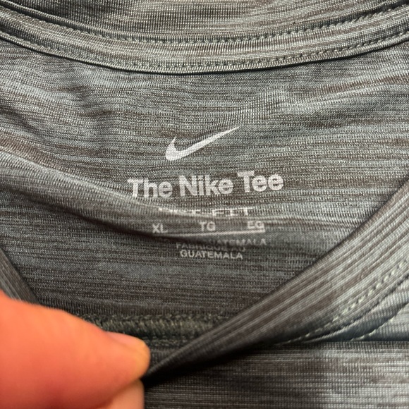 New Men’s Nike Vermont Catamounts Dri-Fit Long Sleeve T-shirt Tee Shirt Men XL - Picture 5 of 7